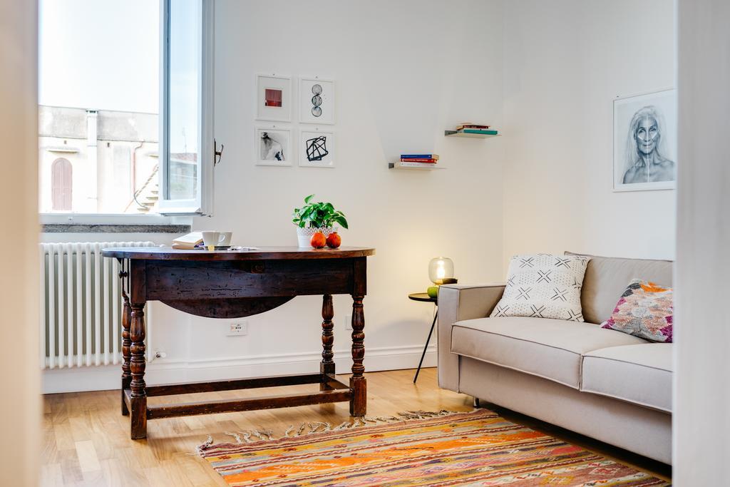 Beautiful Designer Flat Close To Pantheon Apartment *